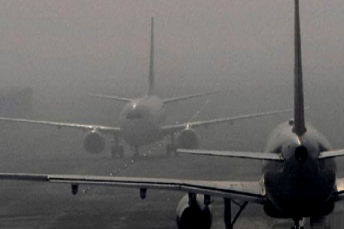 भिजिवलिटी कम हुँदा हवाई उडान ठप्प, ल्यान्ड गर्न नसकेर विमान आकाशमै फन्को मार्दै
